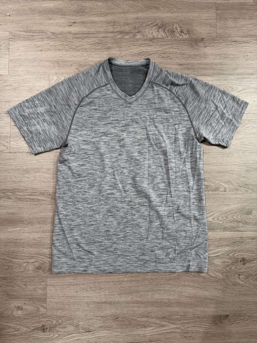 Lululemon Swiftly Tech Men's V-Neck Performance Tee - Heather Gray